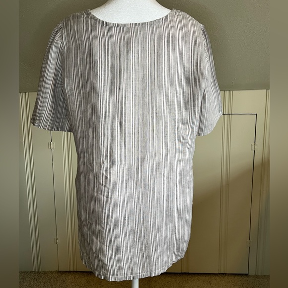 Carla Mink Gray & White Striped Linen Tunic - Picture 3 of 6